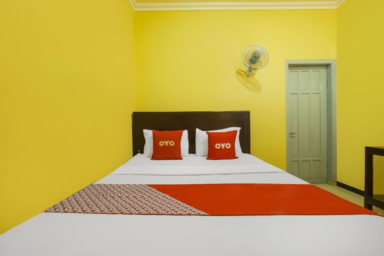 Oyo 92483 Hotel Kirana Салатига Екстериор снимка
